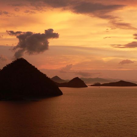 Waecicu Eden Beach Hotel Labuan Bajo Zimmer foto