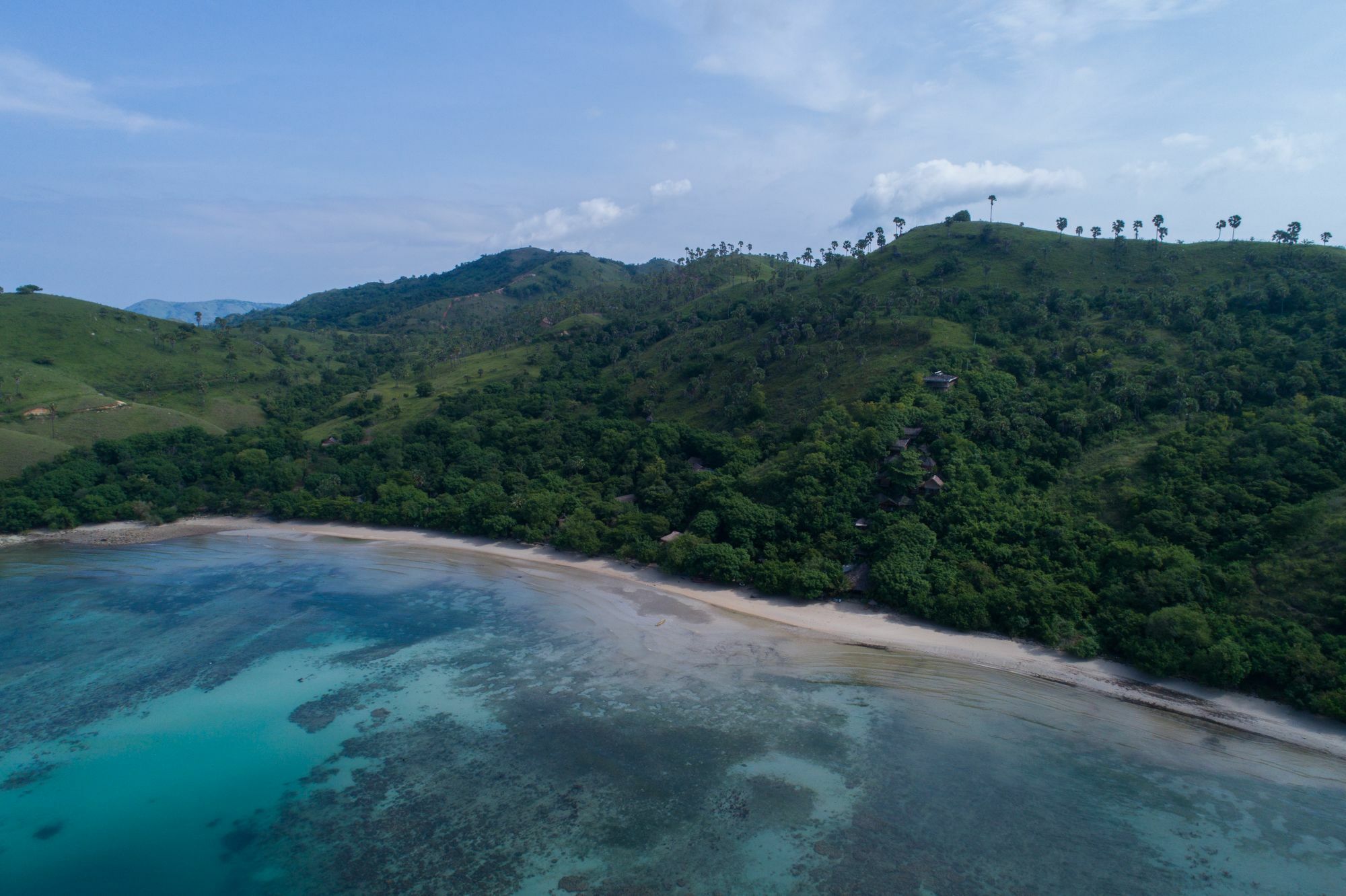 Waecicu Eden Beach Hotel Labuan Bajo Exterior foto